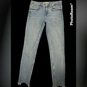 Zara skinny Jean. Size 6